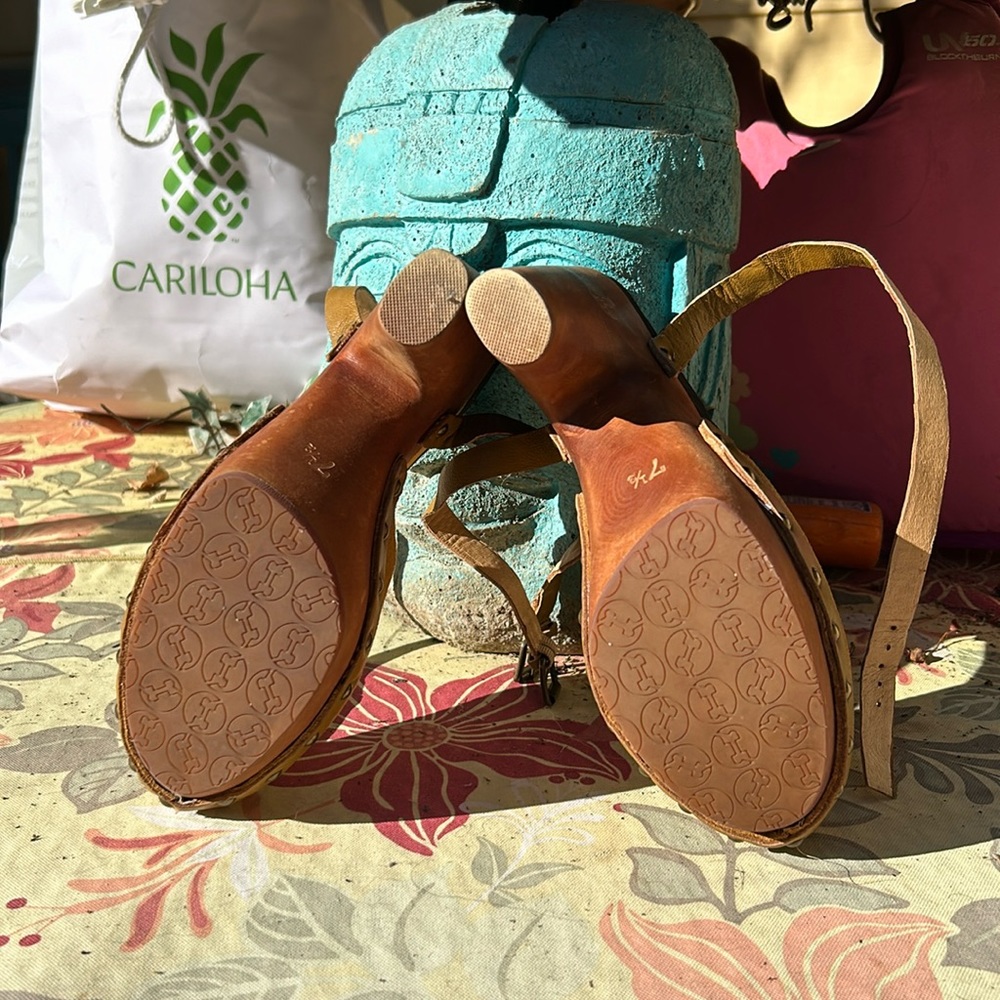 FLOGG brand womens heels
